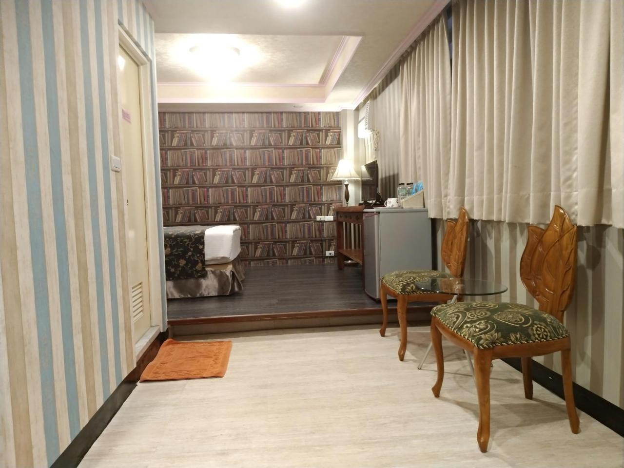 Guan Lun Hotel Hualien City Exterior photo
