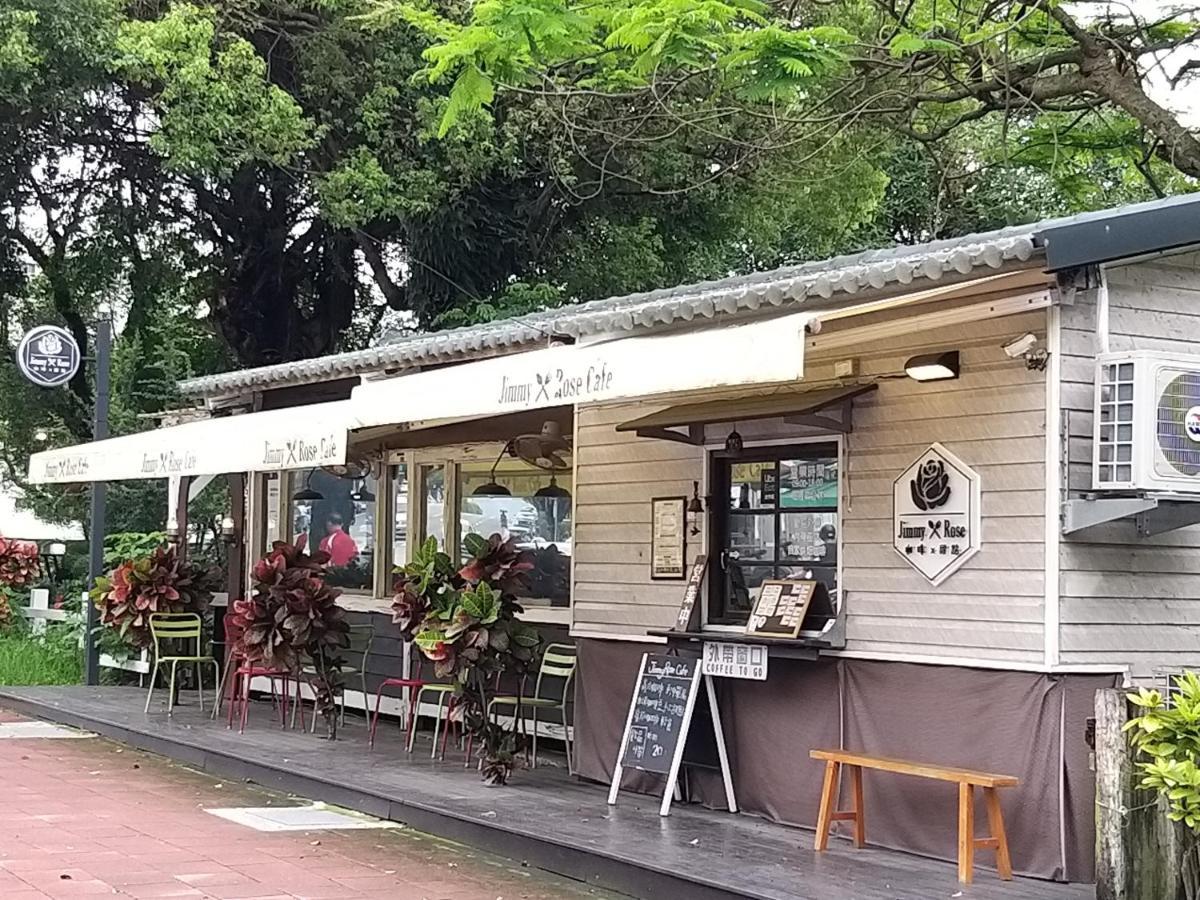 Guan Lun Hotel Hualien City Exterior photo